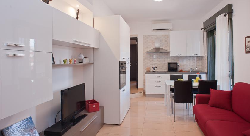 Visit Apartment *